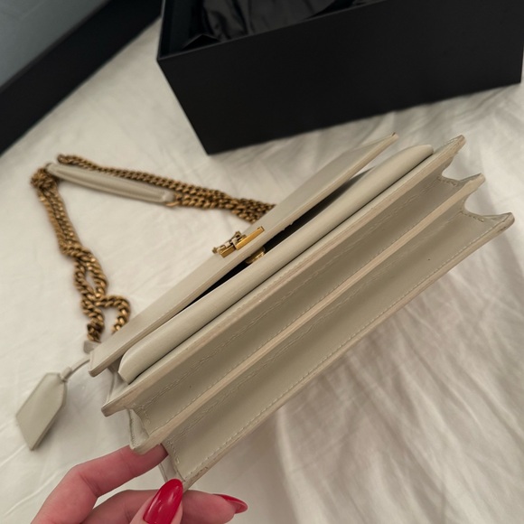 YSL SUNSET MEDIUM IN SMOOTH LEATHER - Picture 16 of 16